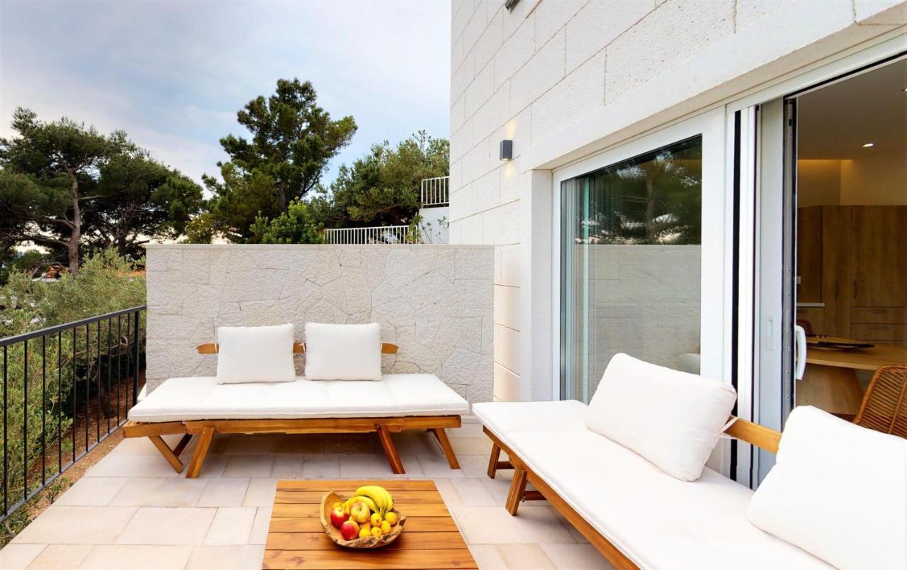 Gemuetliche Villa Mit Pool Brela Luaran gambar