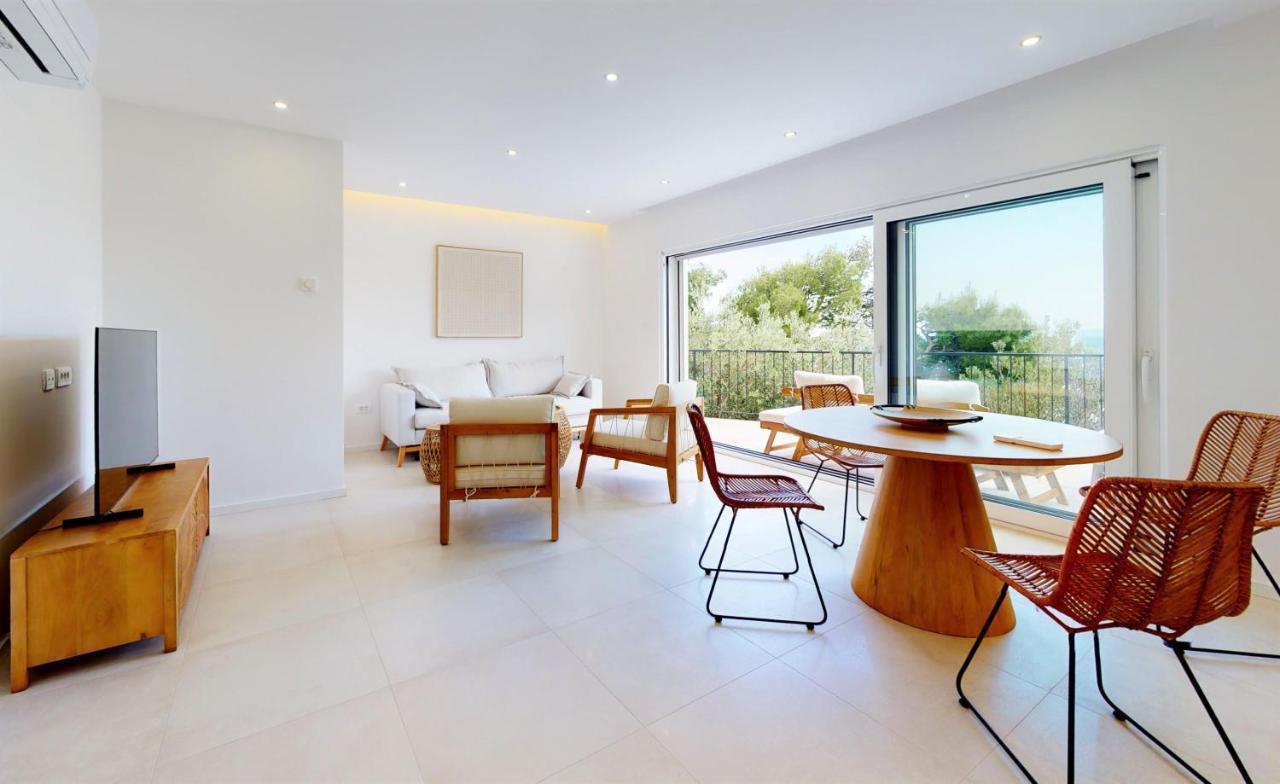 Gemuetliche Villa Mit Pool Brela Luaran gambar